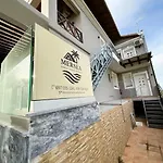 Mersea Deluxe Apartment Kourouta *