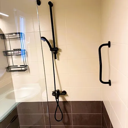 Kourouta's Diamond 1 Daire Kourouta