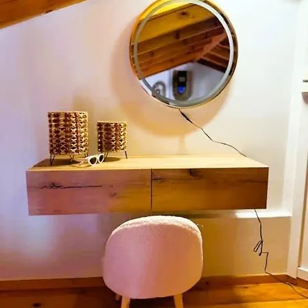 Kourouta's Diamond 1 Daire